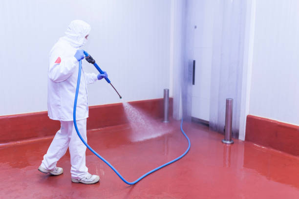 Best Oil Spill Cleanup  in Venice Gardens, FL